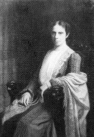 Alice Stone Blackwell in sophisticated dress